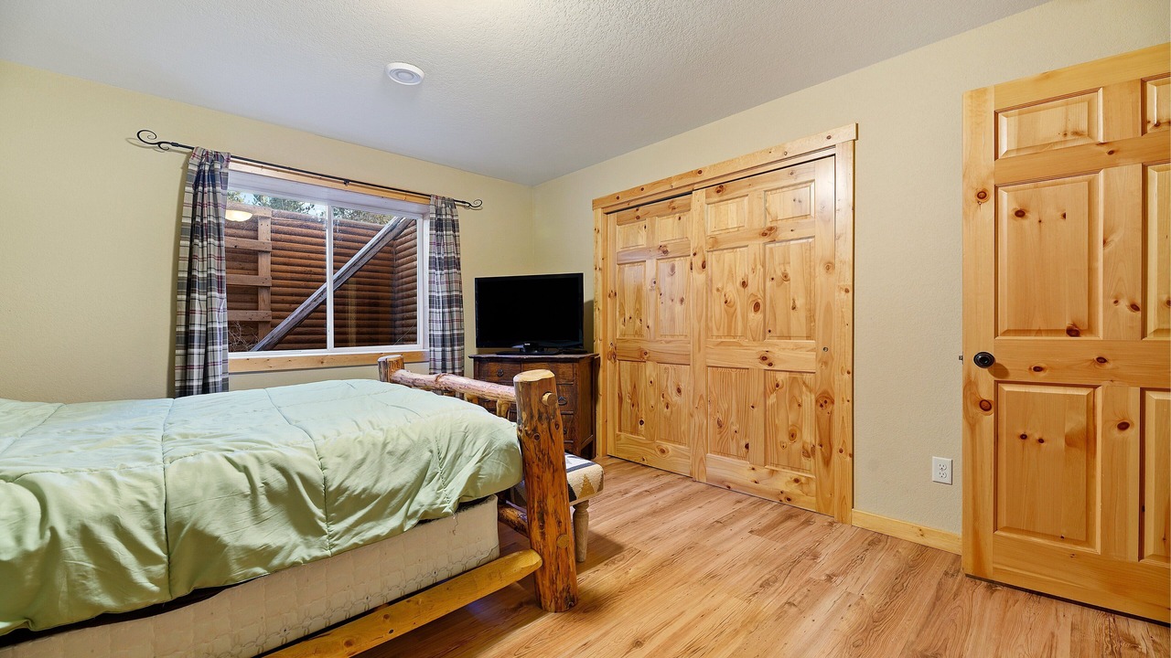 Photo of Bedroom in Custer