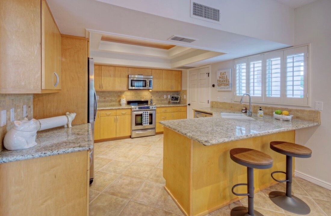 Photo of Kitchen in Honeyridge Manor
