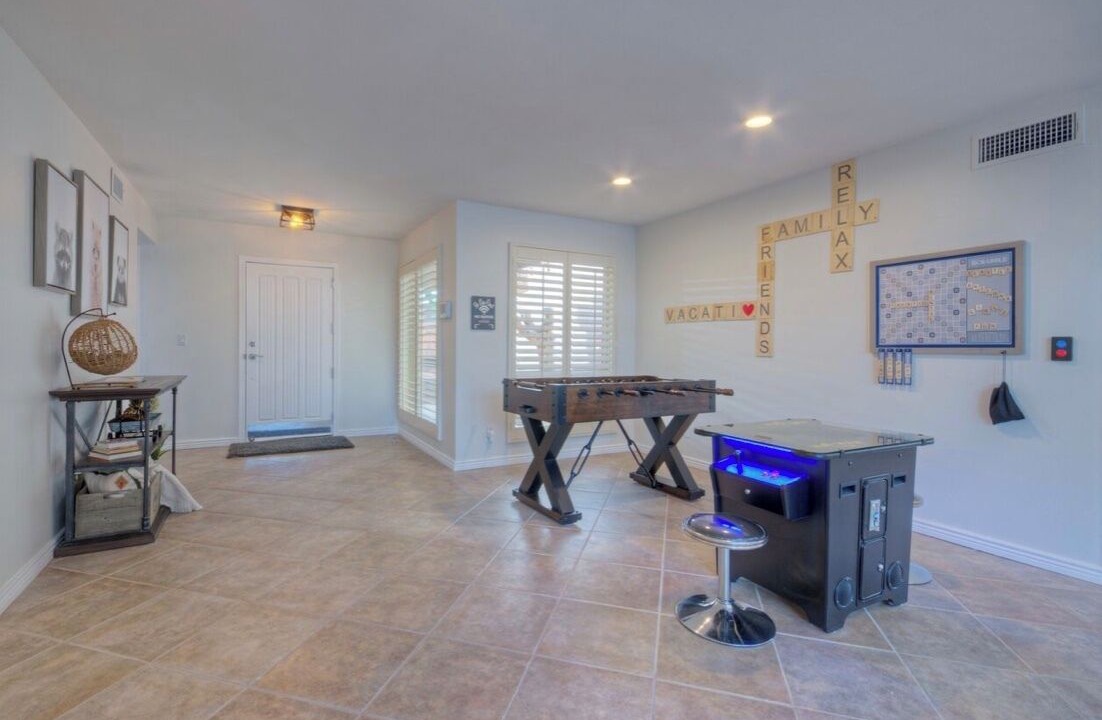 Photo of Bedroom in Honeyridge Manor