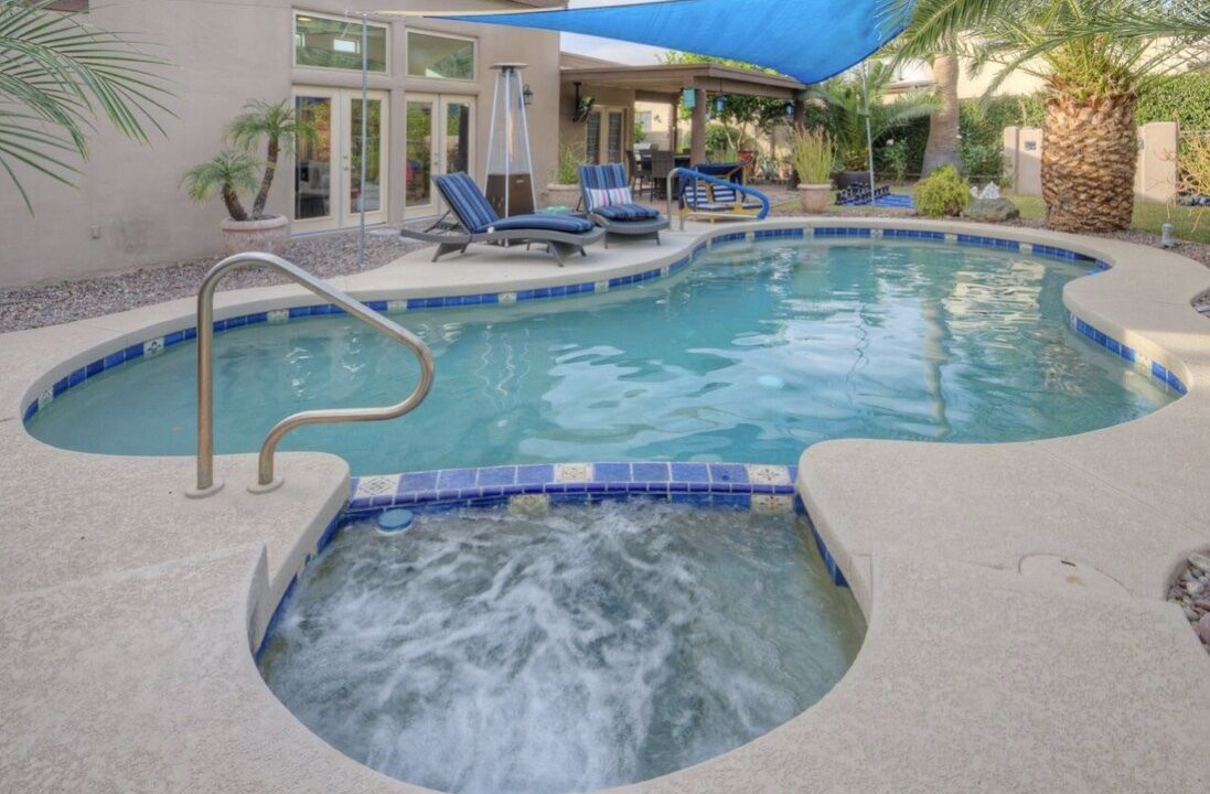 Photo of Outdoor in Honeyridge Manor