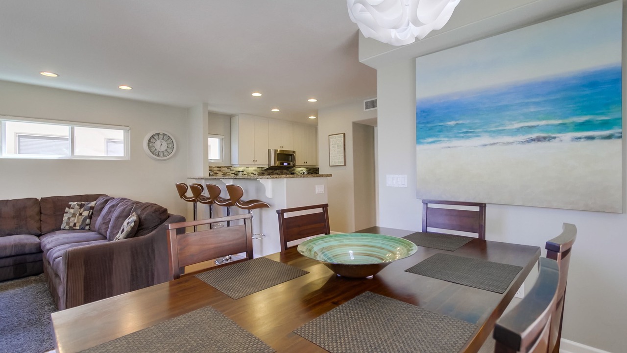 Photo of Bedroom in Mission Beach