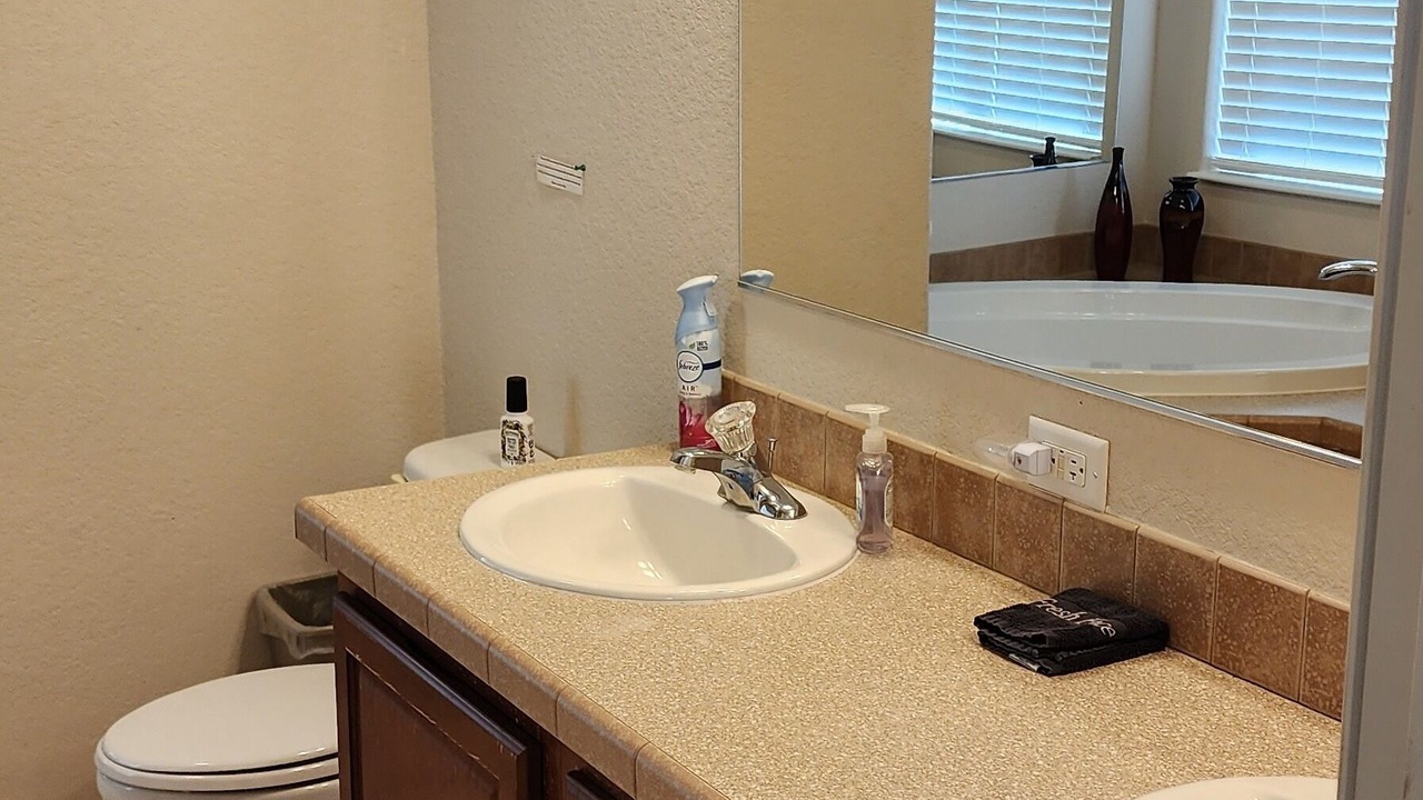 Photo of Bathroom in Hatch