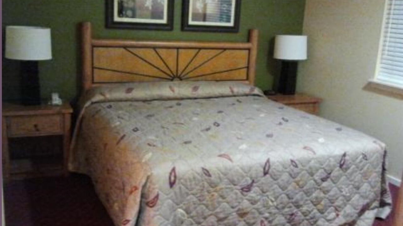Photo of Bedroom in West Yellowstone