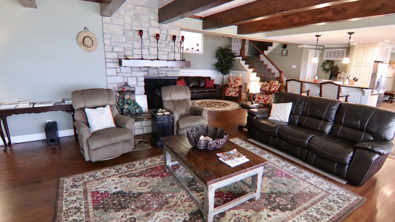 Photo of Livingroom in Wagoner