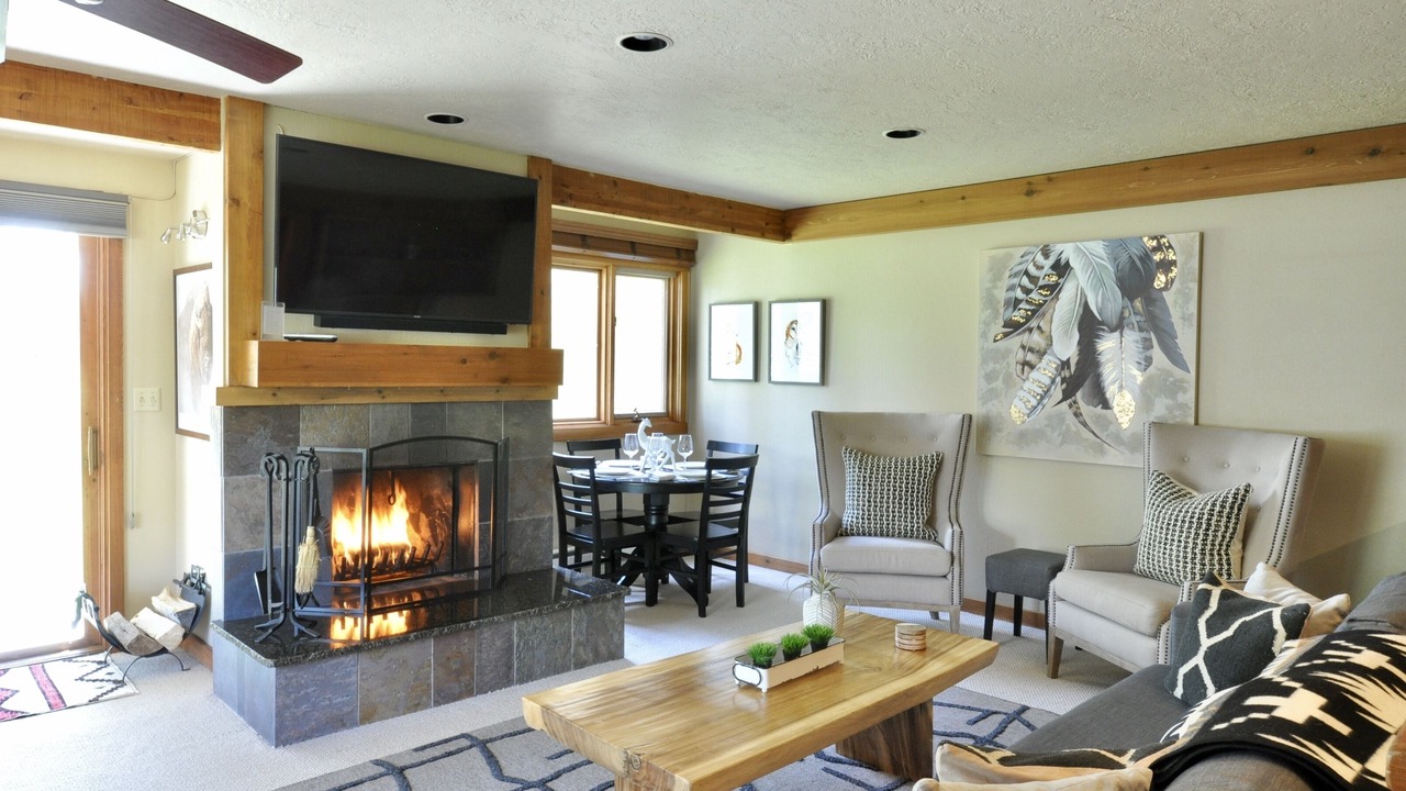 Photo of Livingroom in Moose Wilson Road