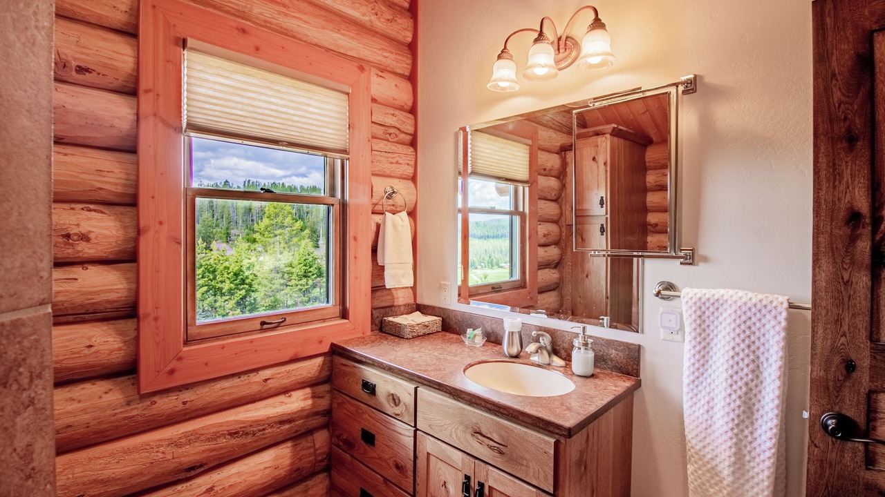 Photo of Bathroom in Anaconda