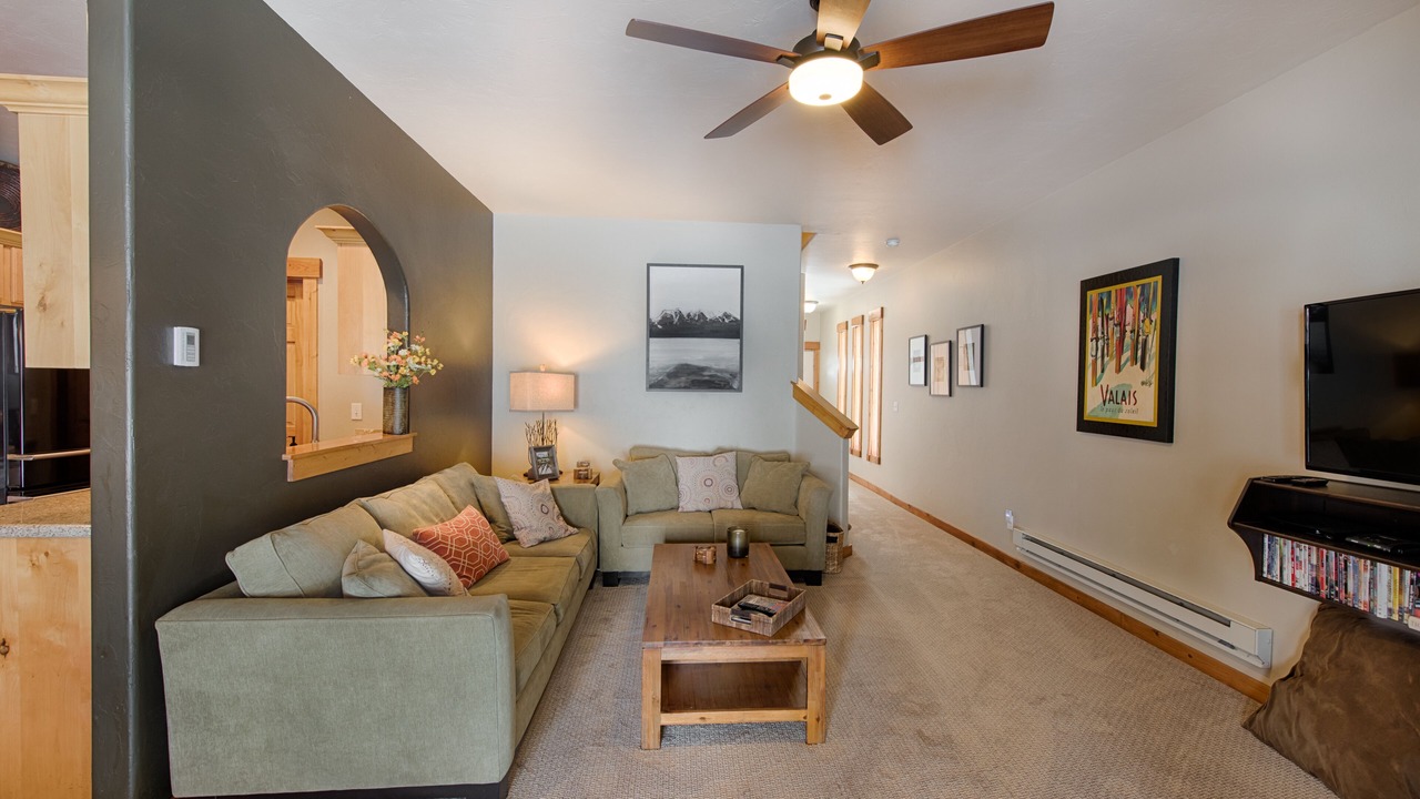 Photo of Livingroom in McCall