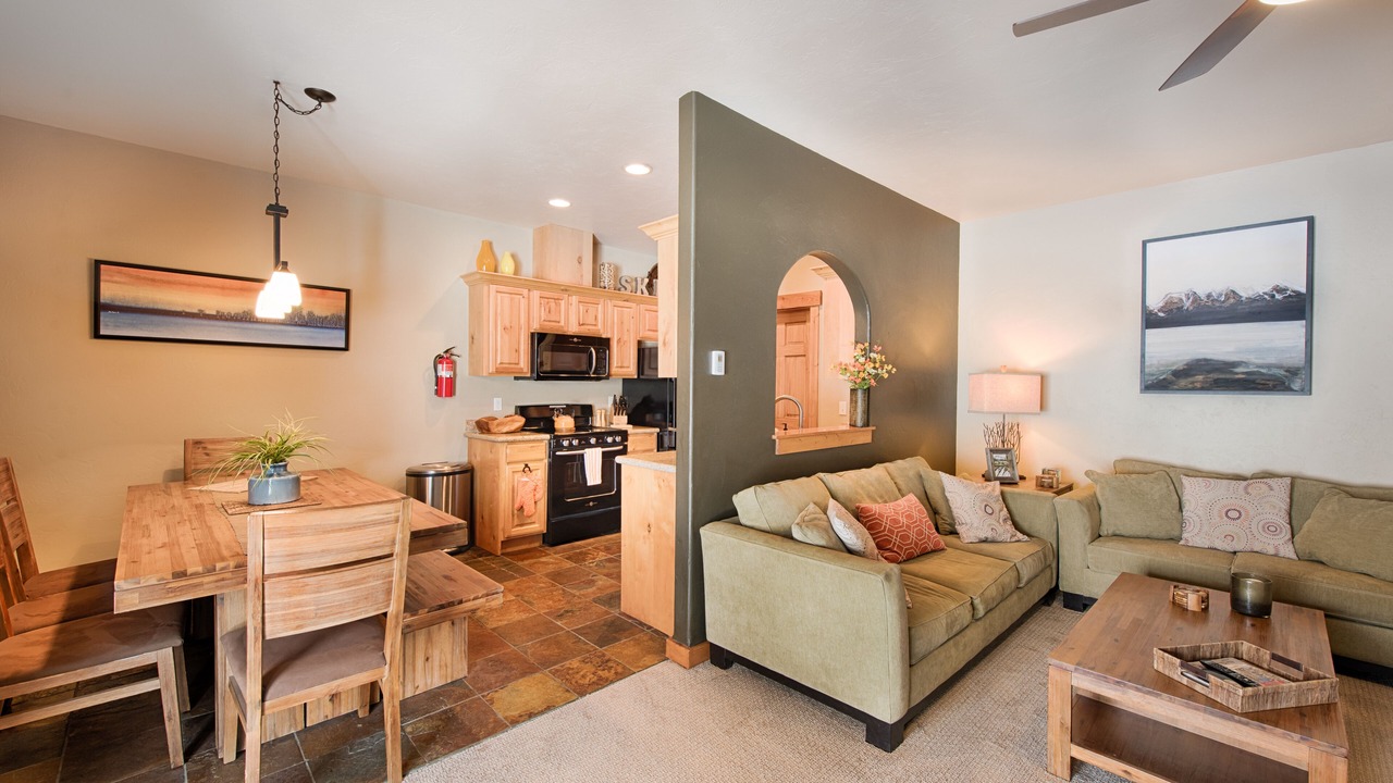 Photo of Livingroom in McCall