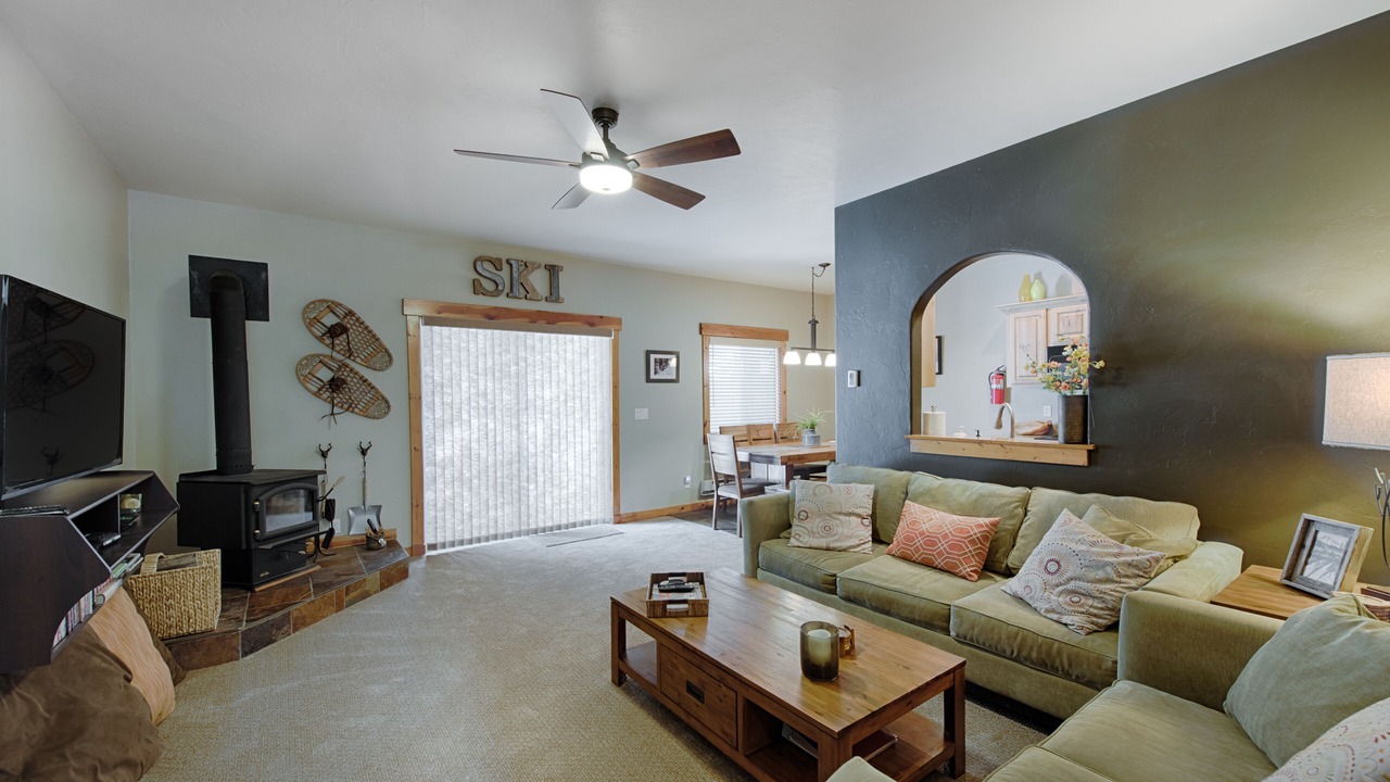 Photo of Livingroom in McCall