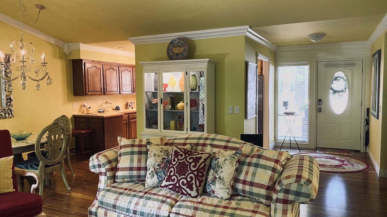 Photo of Livingroom in Bella Vista