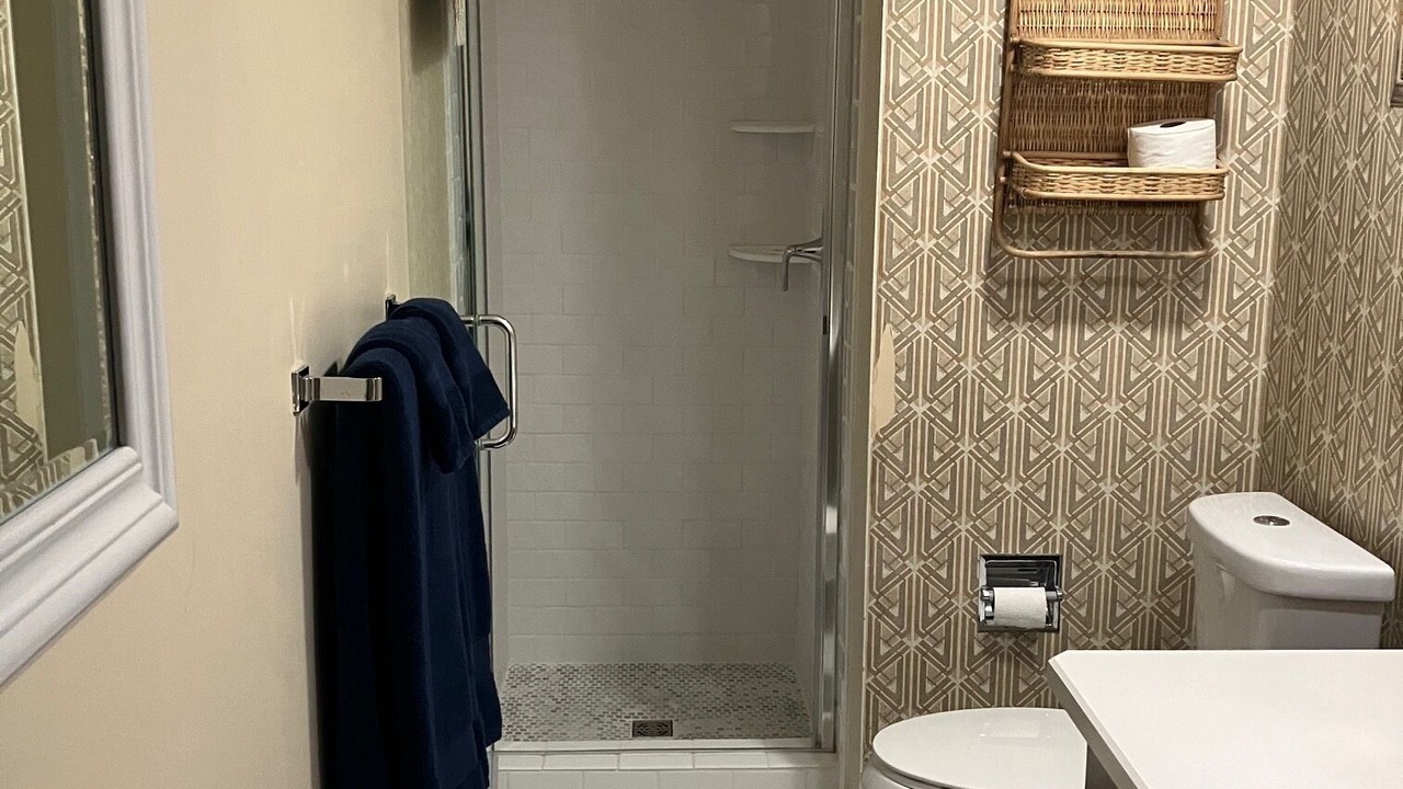 Photo of Bathroom in Overlook Park