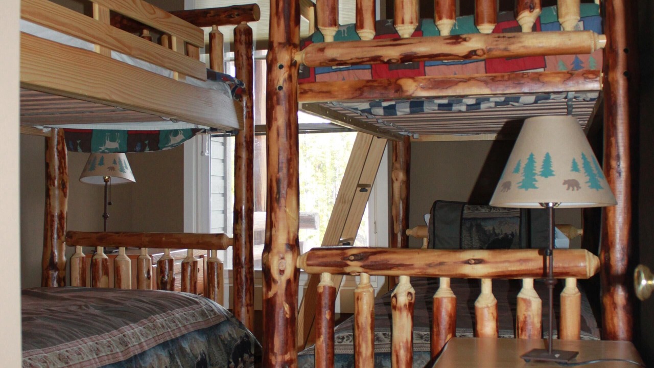 Photo of Bedroom in Saddle Ridge
