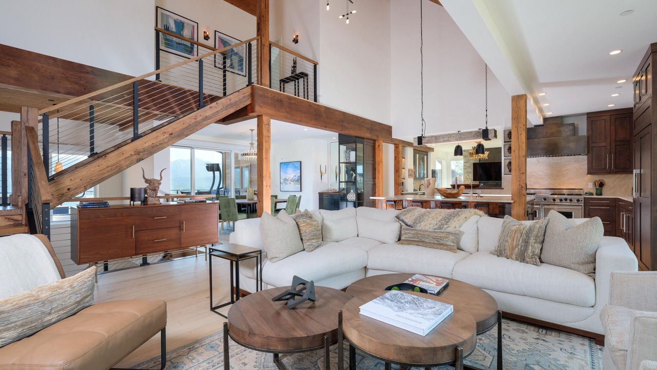 Photo of Livingroom in Big Sky
