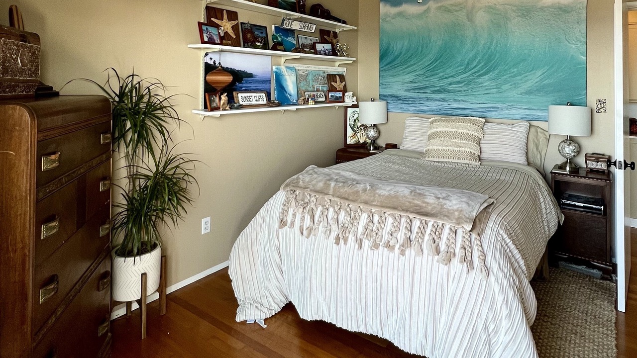 Photo of Bedroom in Sunset Cliffs