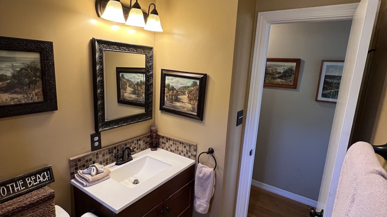 Photo of Bathroom in Sunset Cliffs