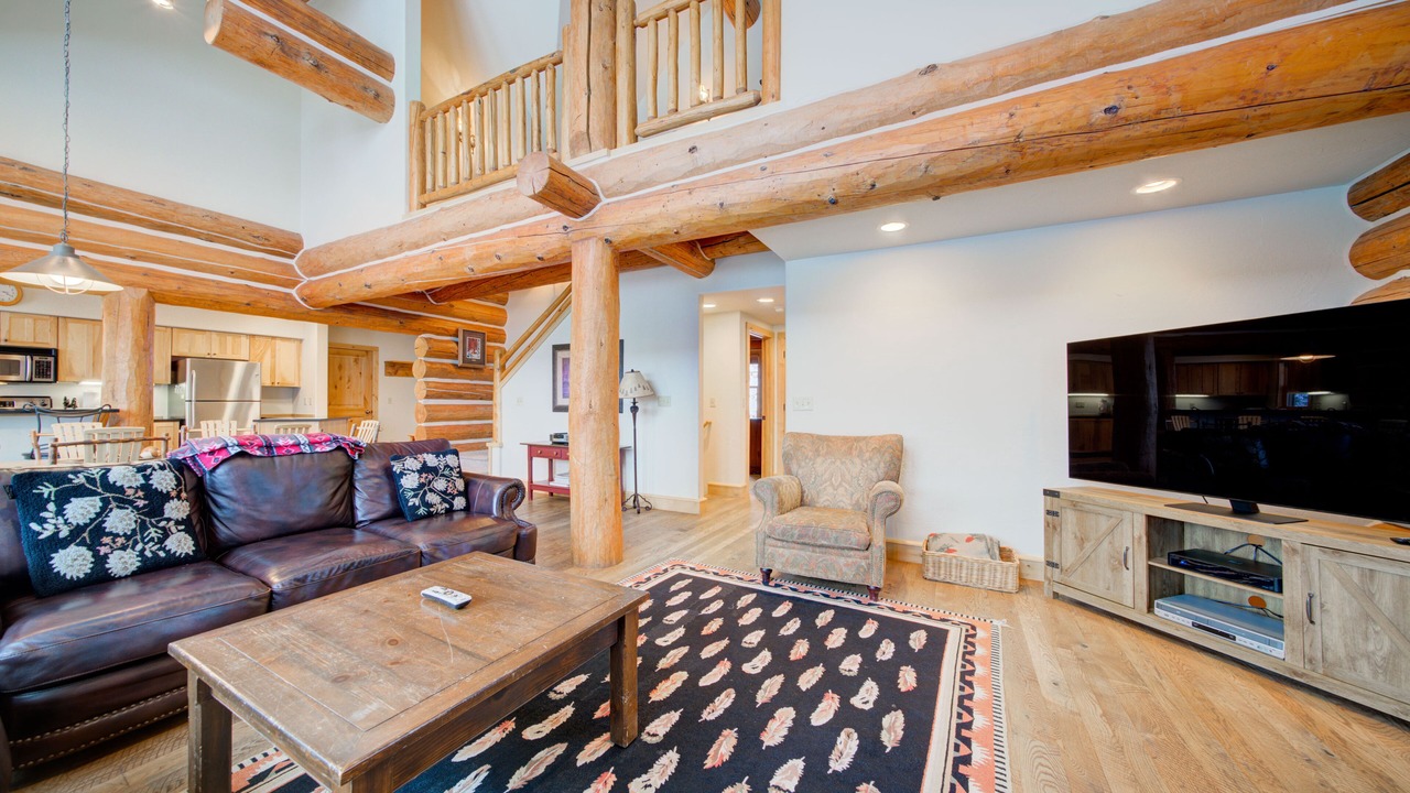 Photo of Livingroom in Powder Ridge