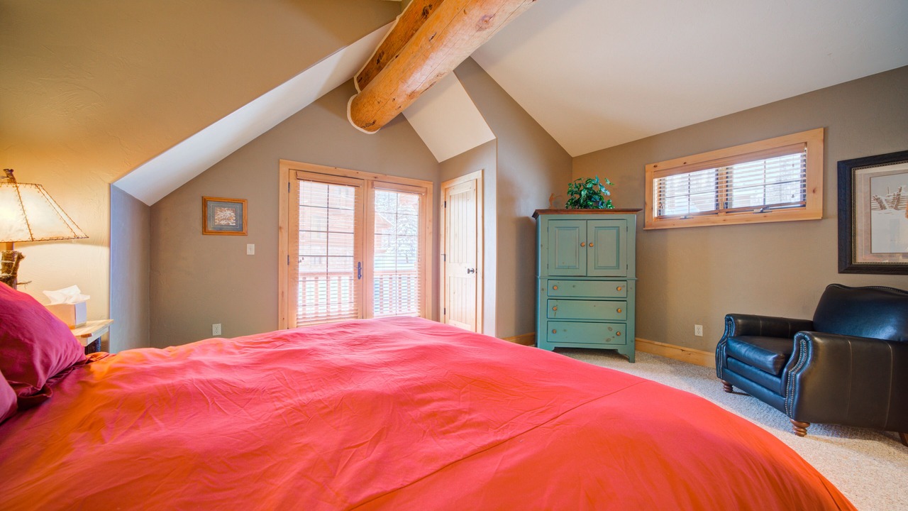 Photo of Bedroom in Powder Ridge
