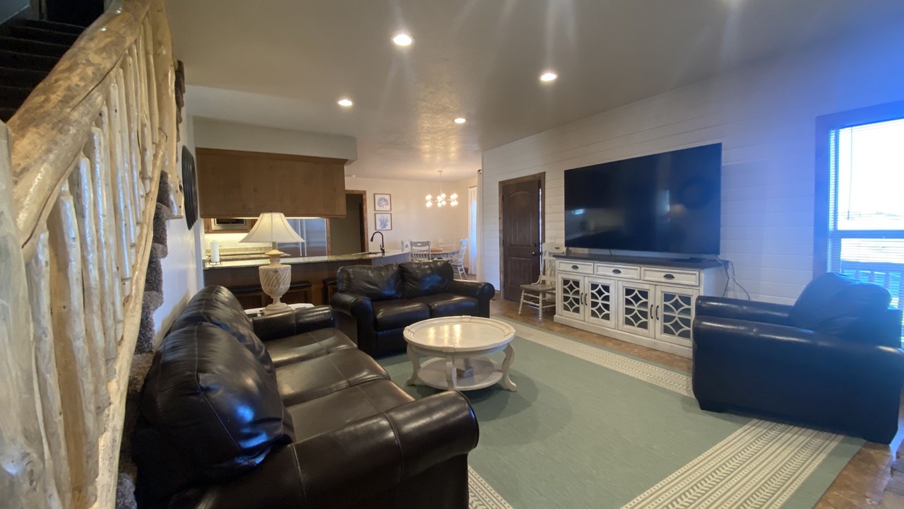 Photo of Livingroom in Sweetwater