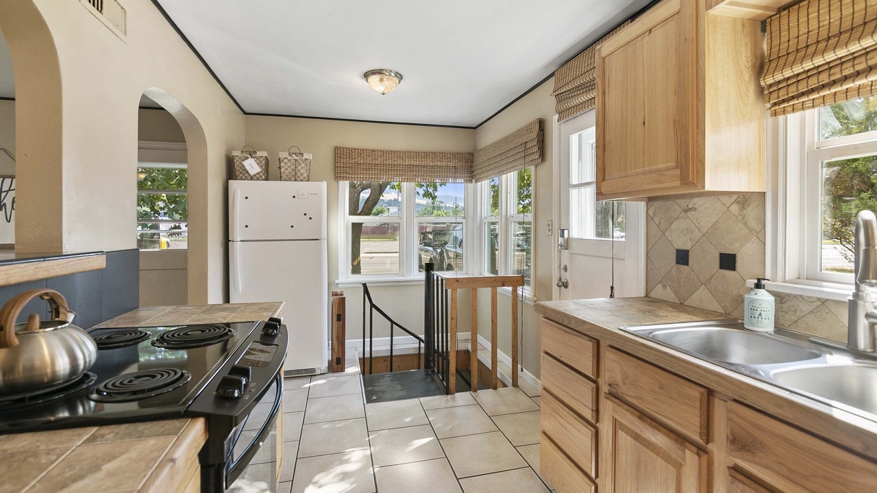 Photo of Kitchen in University District