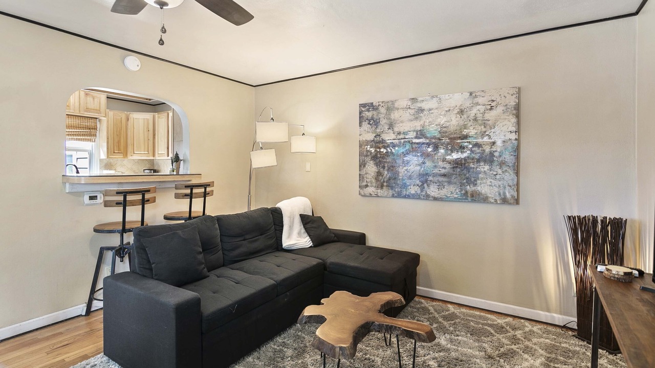 Photo of Bedroom in University District
