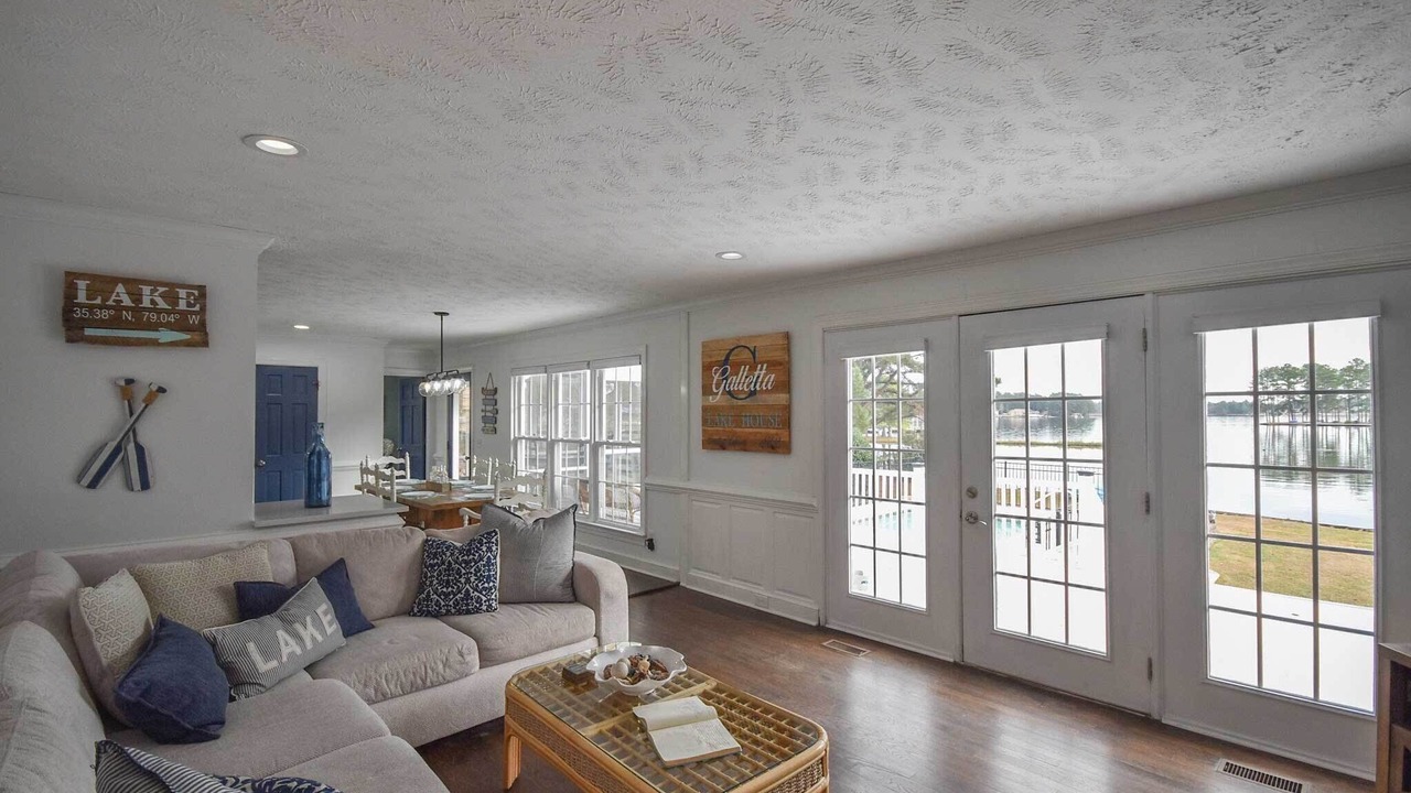 Photo of Livingroom in Olivia