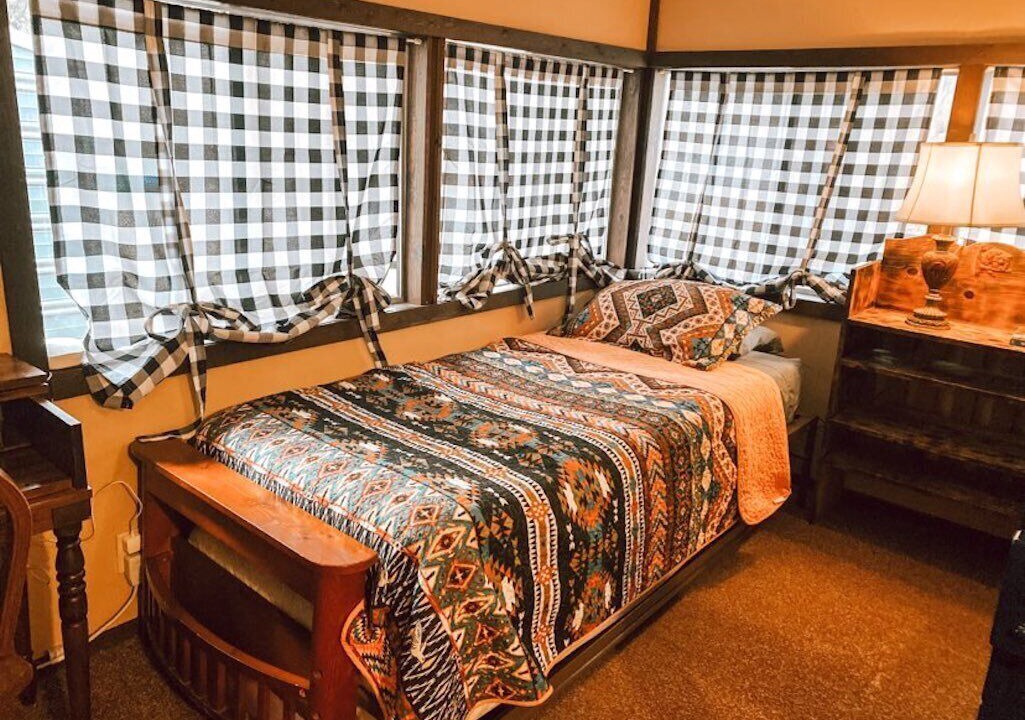 Photo of Bedroom in Pencil Bluff