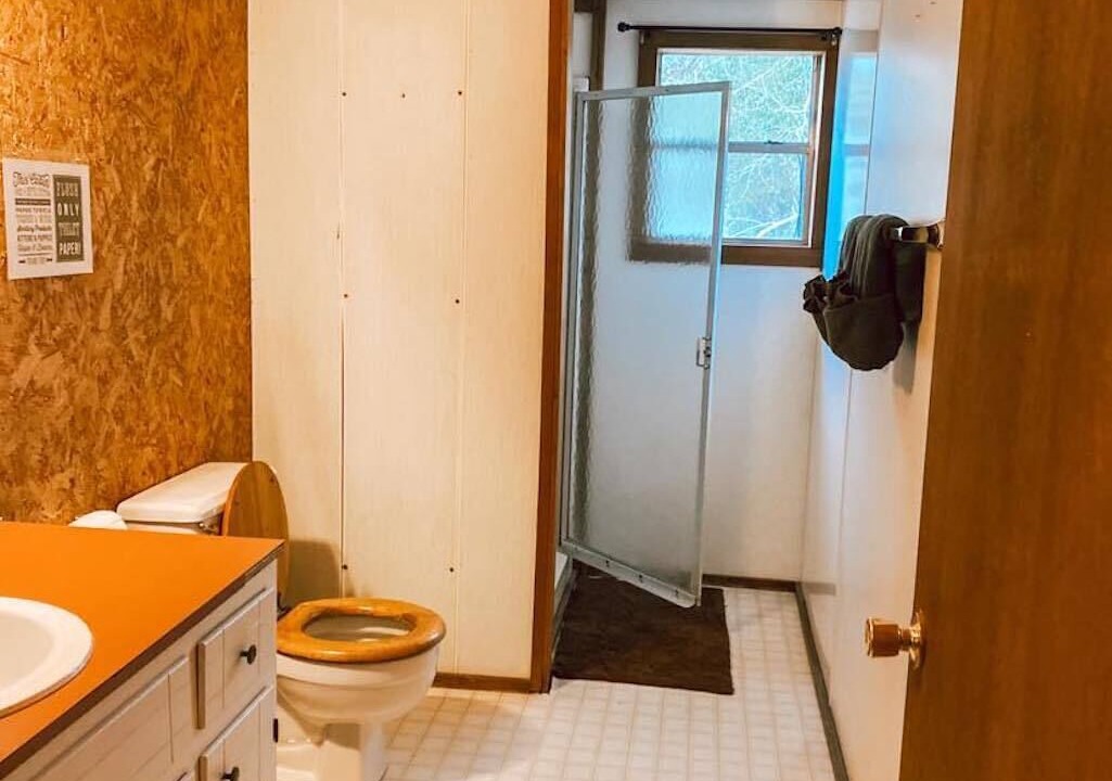 Photo of Bathroom in Pencil Bluff