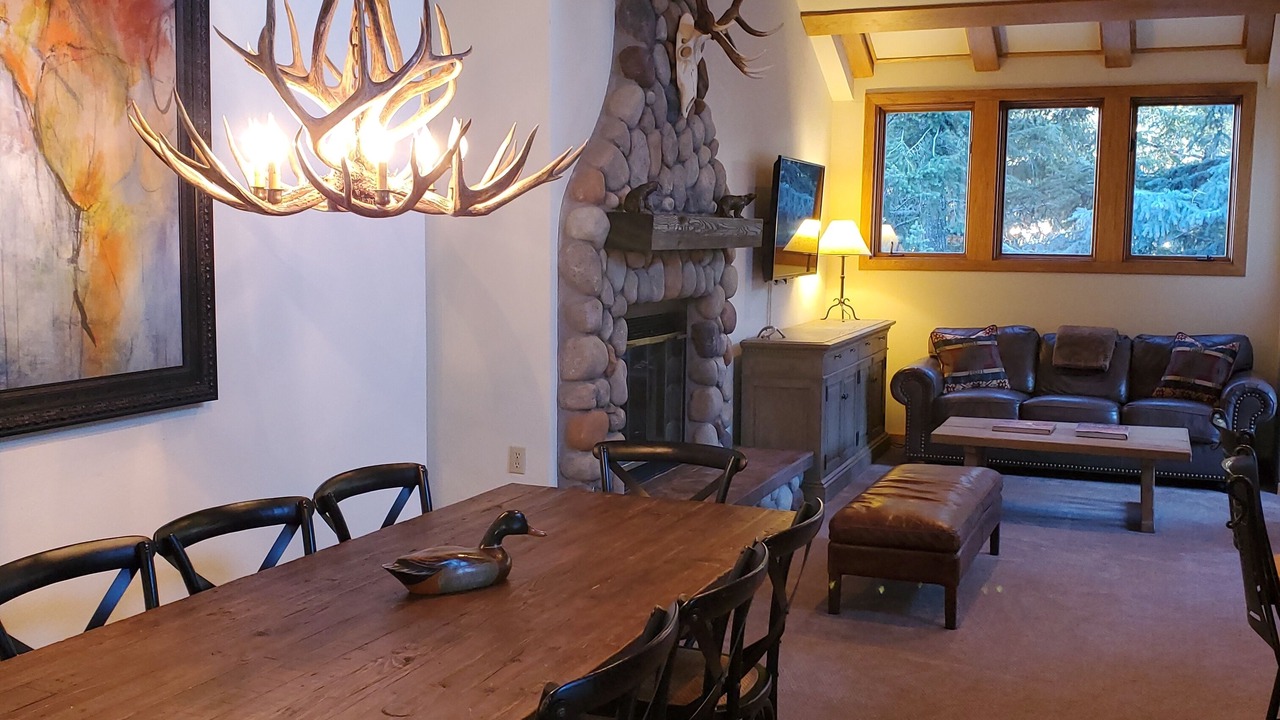 Photo of Bedroom in Warm Springs