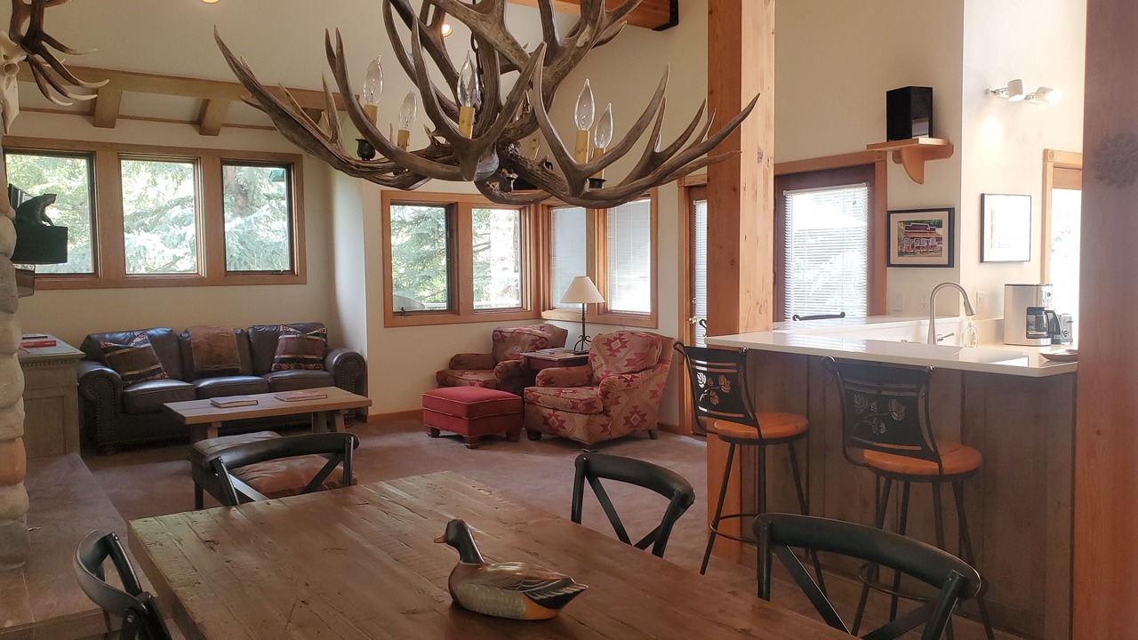 Photo of Bedroom in Warm Springs