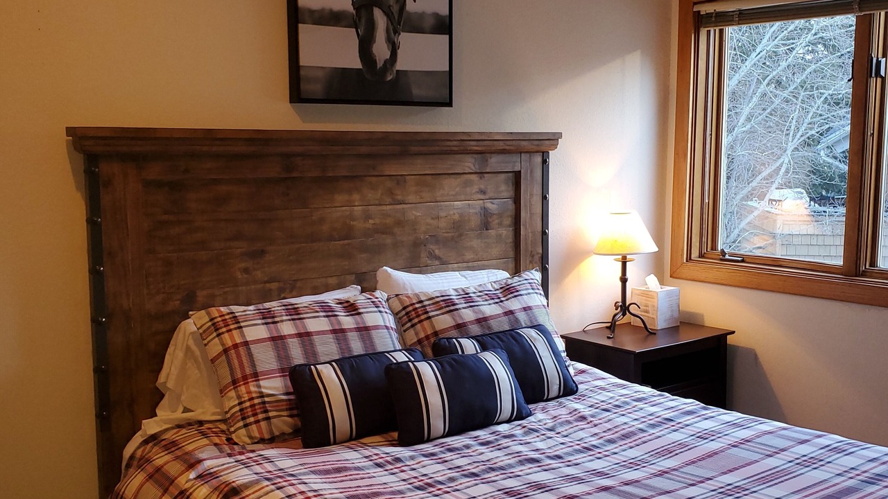 Photo of Bedroom in Warm Springs