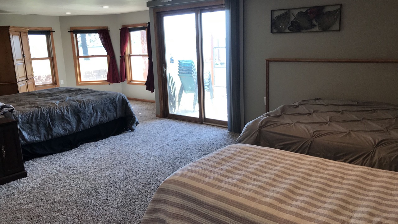 Photo of Bedroom in Roseglen