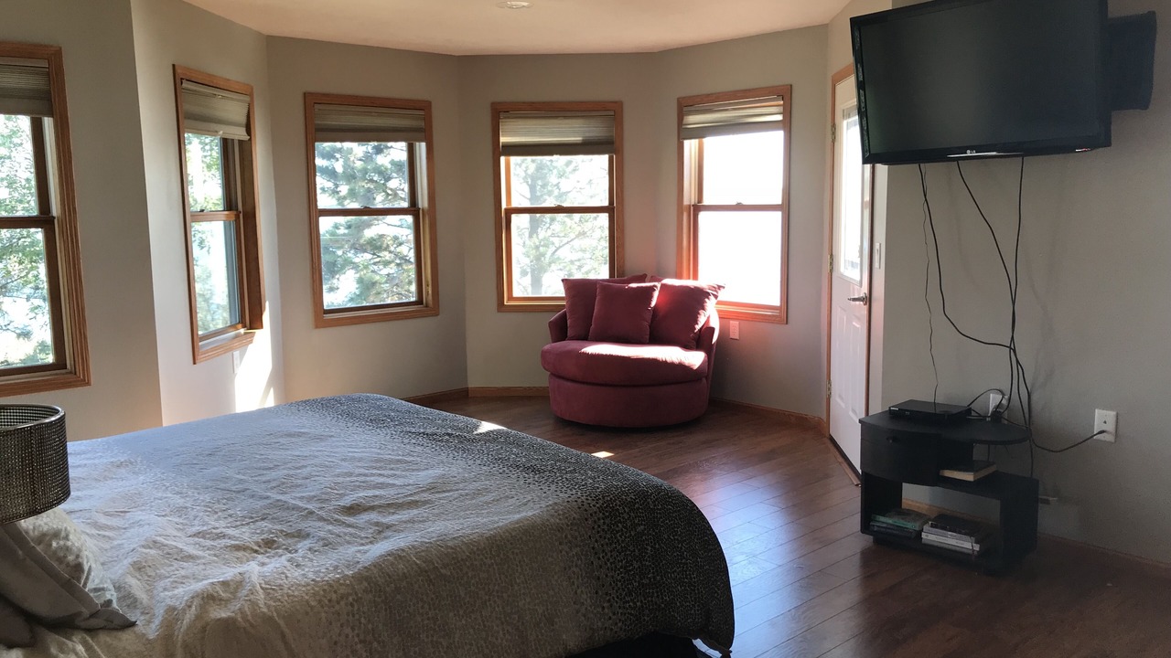 Photo of Bedroom in Roseglen