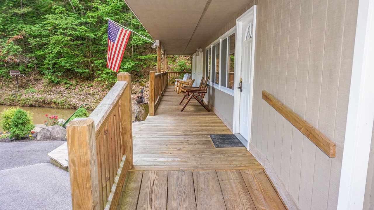 Photo of Outdoor in Gatlinburg - Pigeon Forge