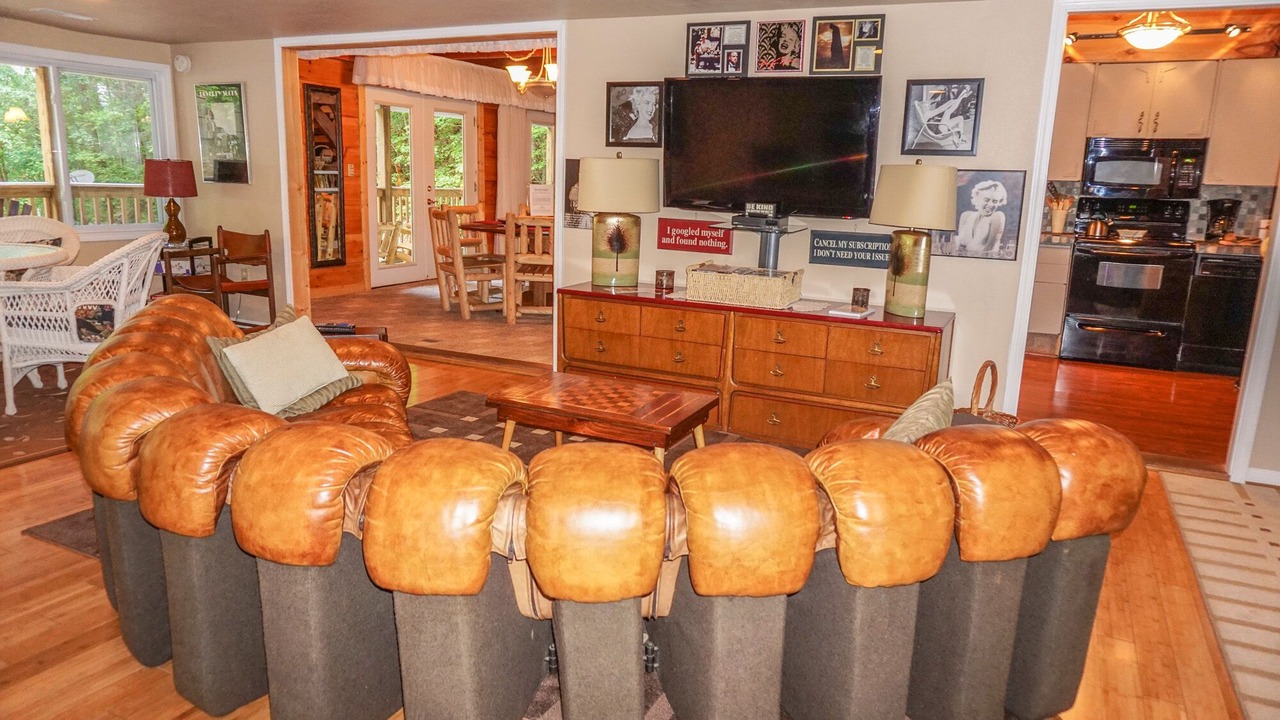 Photo of Bedroom in Gatlinburg - Pigeon Forge