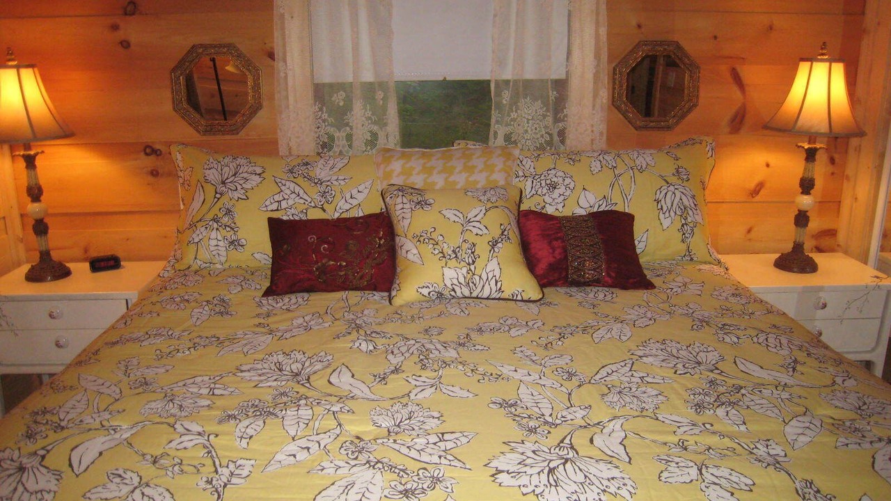 Photo of Bedroom in Gatlinburg - Pigeon Forge