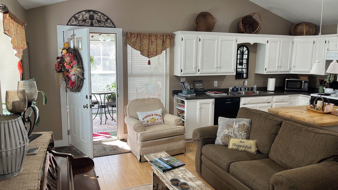 Photo of Livingroom in Walden