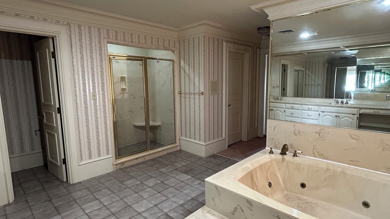 Photo of Bathroom in Harlingen