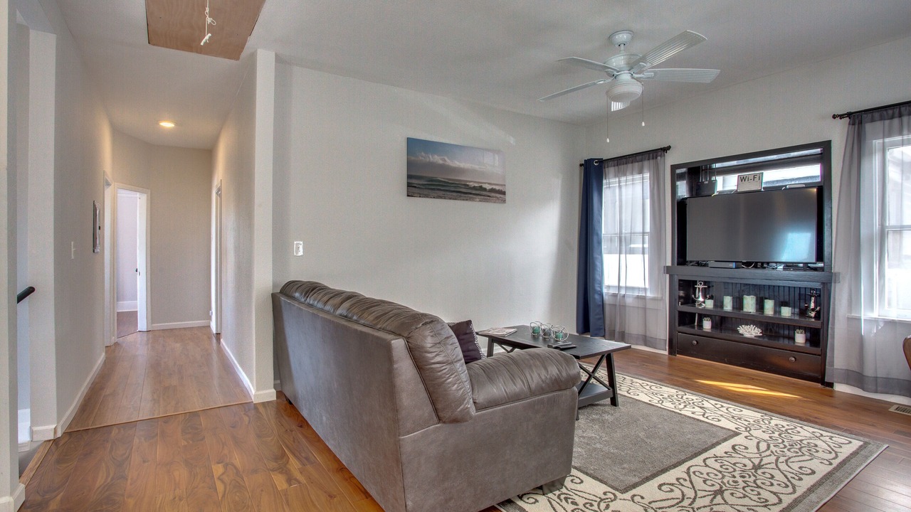 Photo of Livingroom in Park West