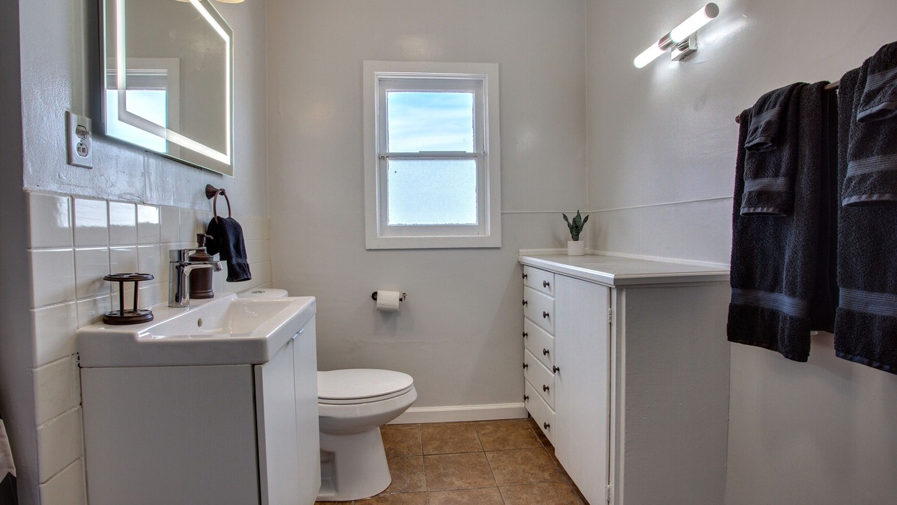 Photo of Bathroom in Park West