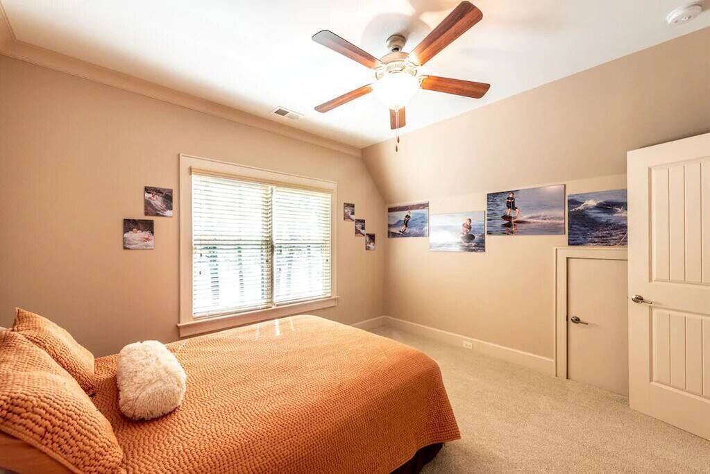 Photo of Bedroom in Bowling Green