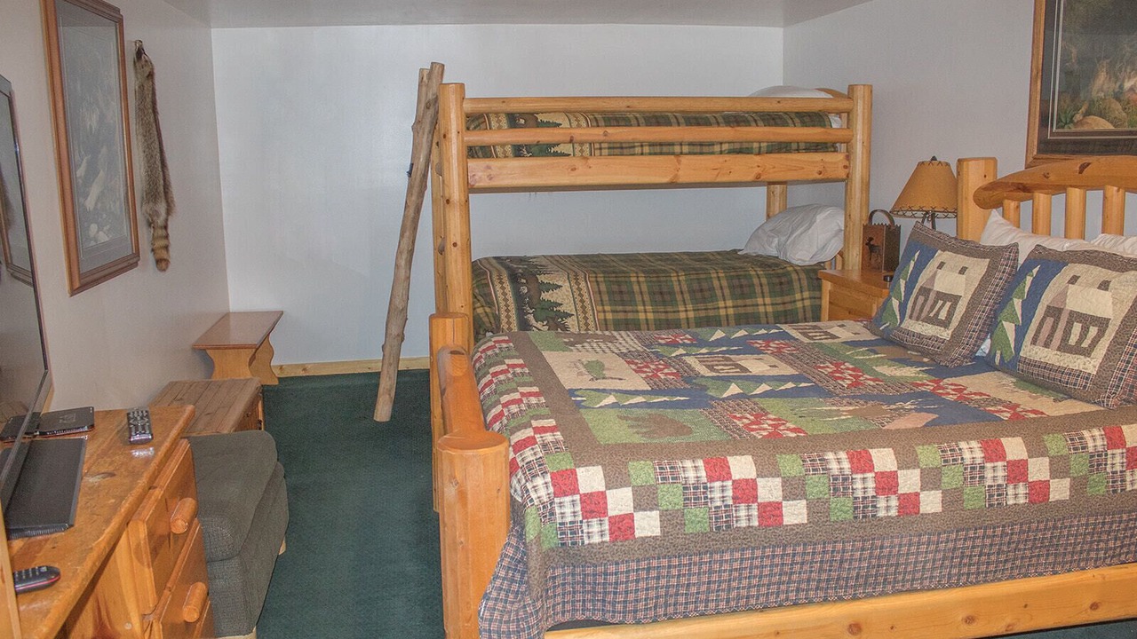 Photo of Bedroom in Island Park