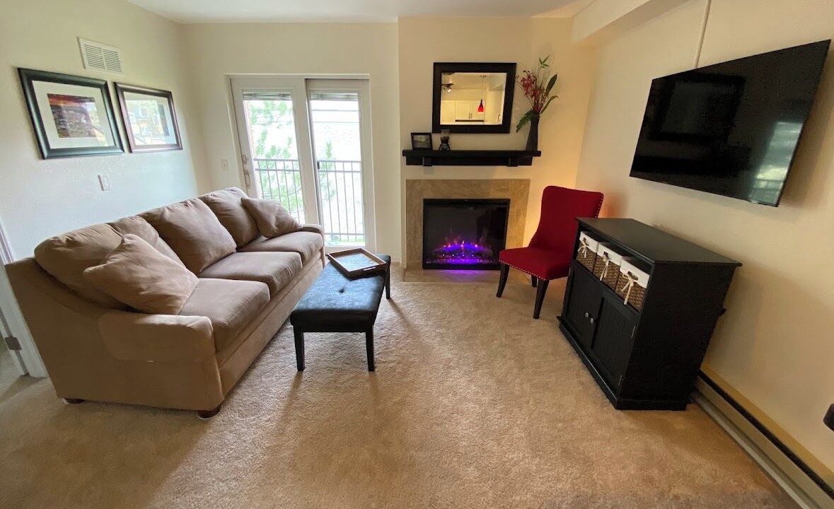 Photo of Livingroom in North Park City