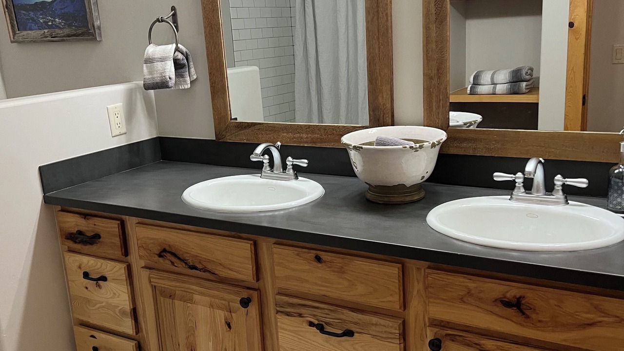 Photo of Bathroom in South Park