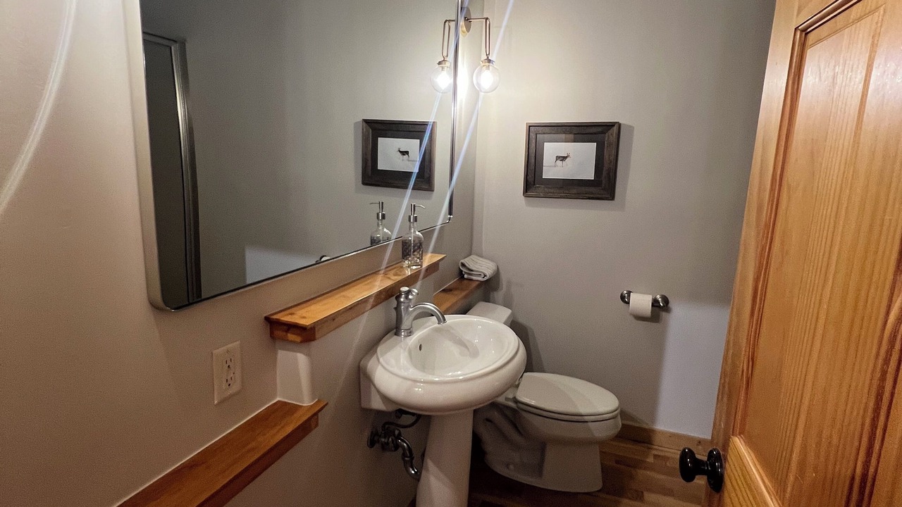 Photo of Bathroom in South Park