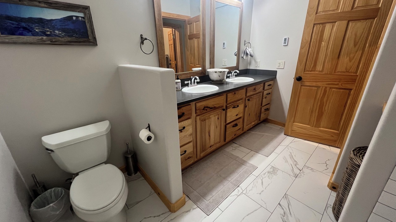 Photo of Bathroom in South Park