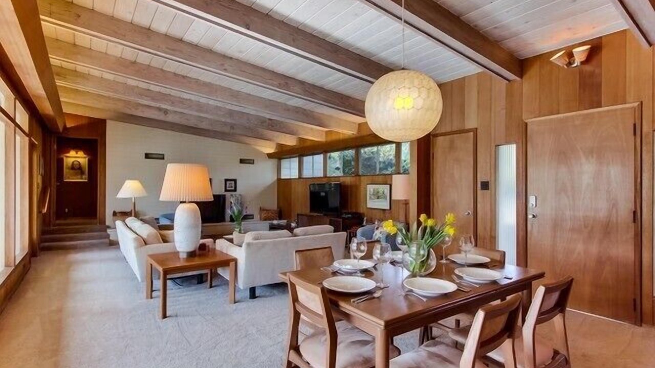 Photo of Bedroom in Wooded Area