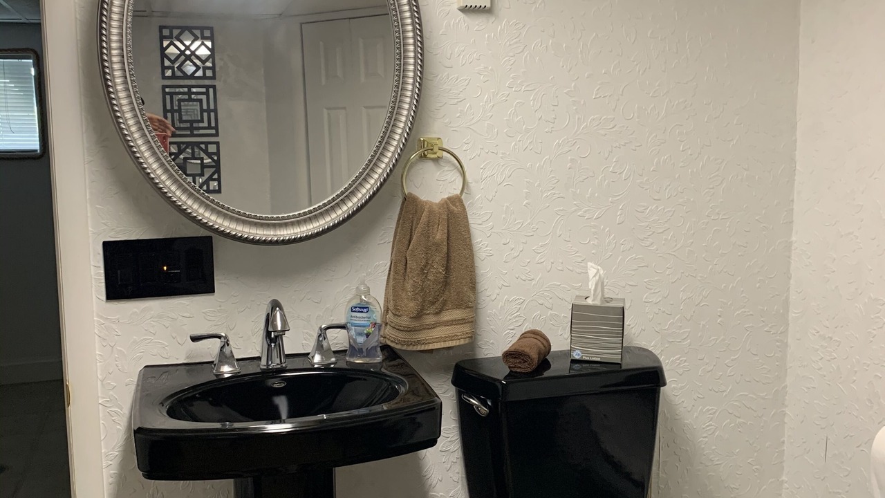 Photo of Bathroom in Shawanese