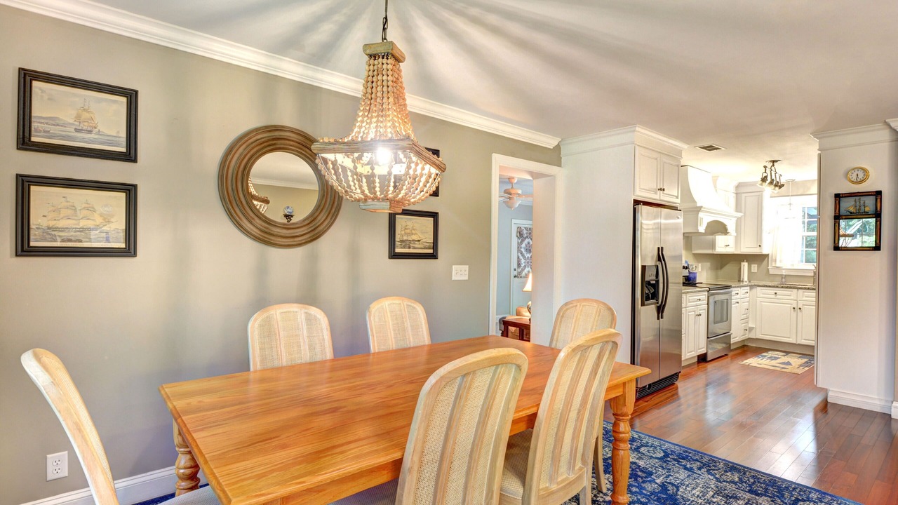 Photo of Bedroom in Saint Simons Island