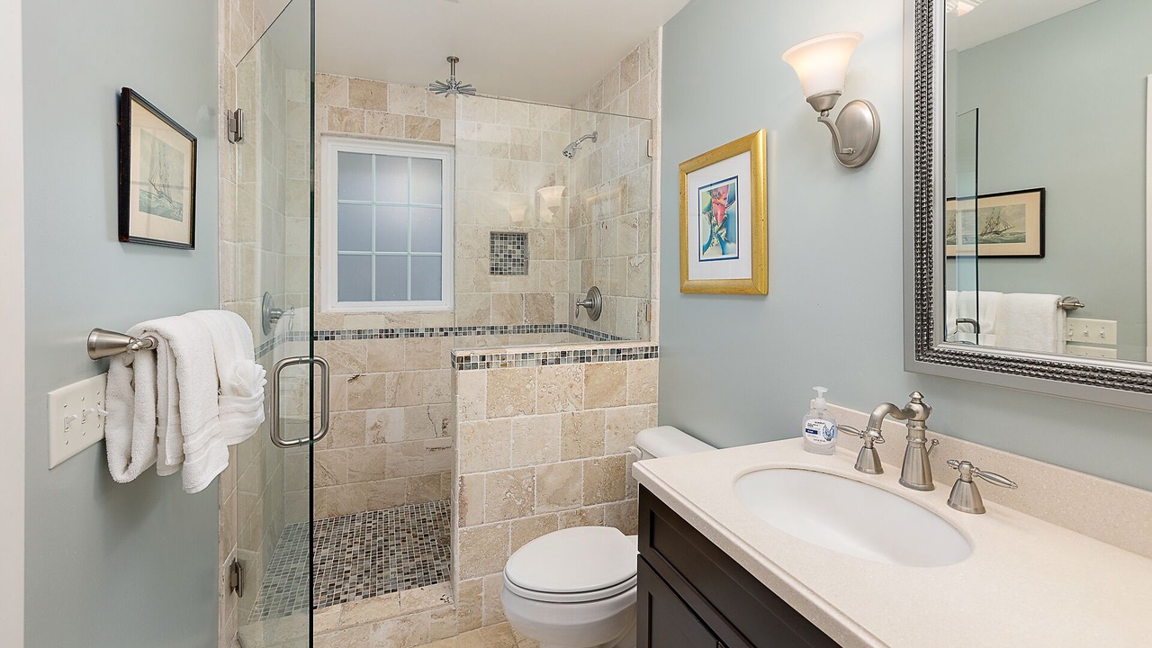 Photo of Bathroom in Saint Simons Island