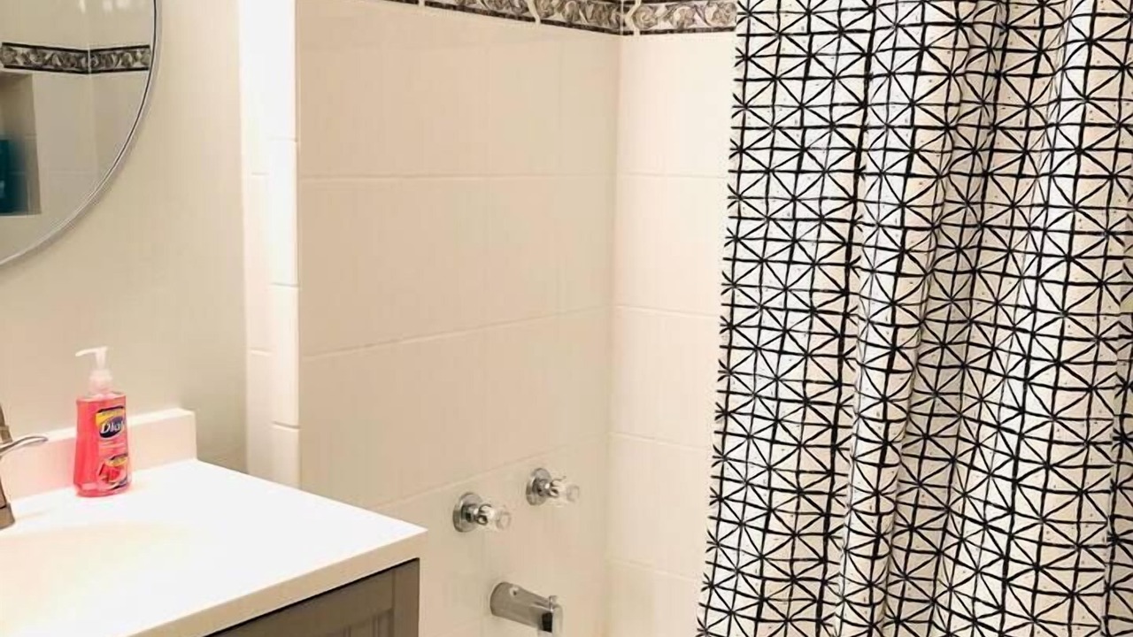 Photo of Bathroom in Tetonia